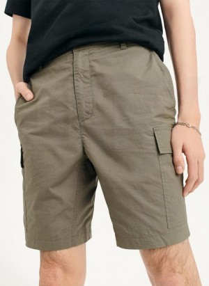 Olive DKNY Poplin Cargo Men's Shorts | Malaysia_D1766